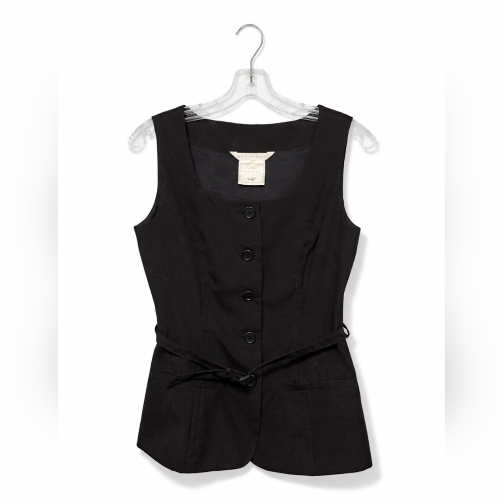 Timeless Vintage Max Studio Black Sleeveless Vest with Belt Size 8